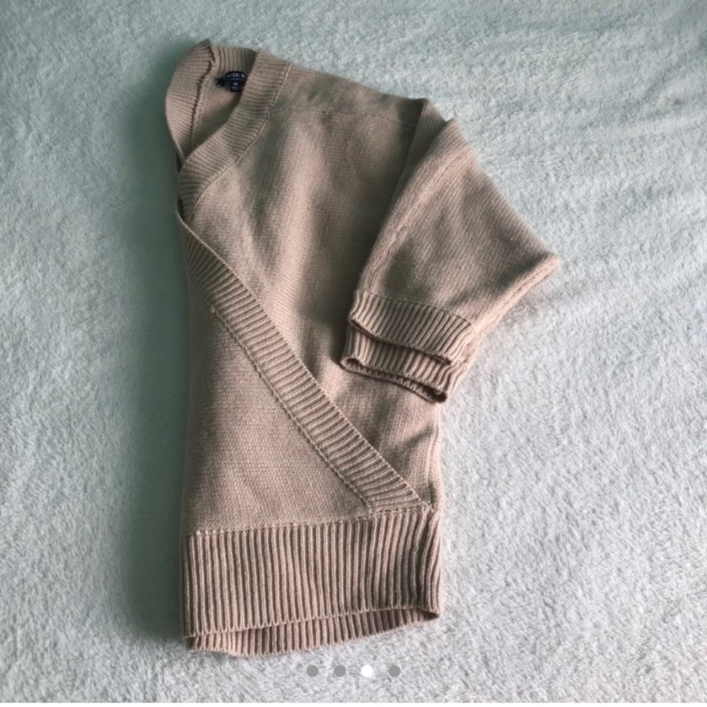 Sweater - Picture 3 of 4
